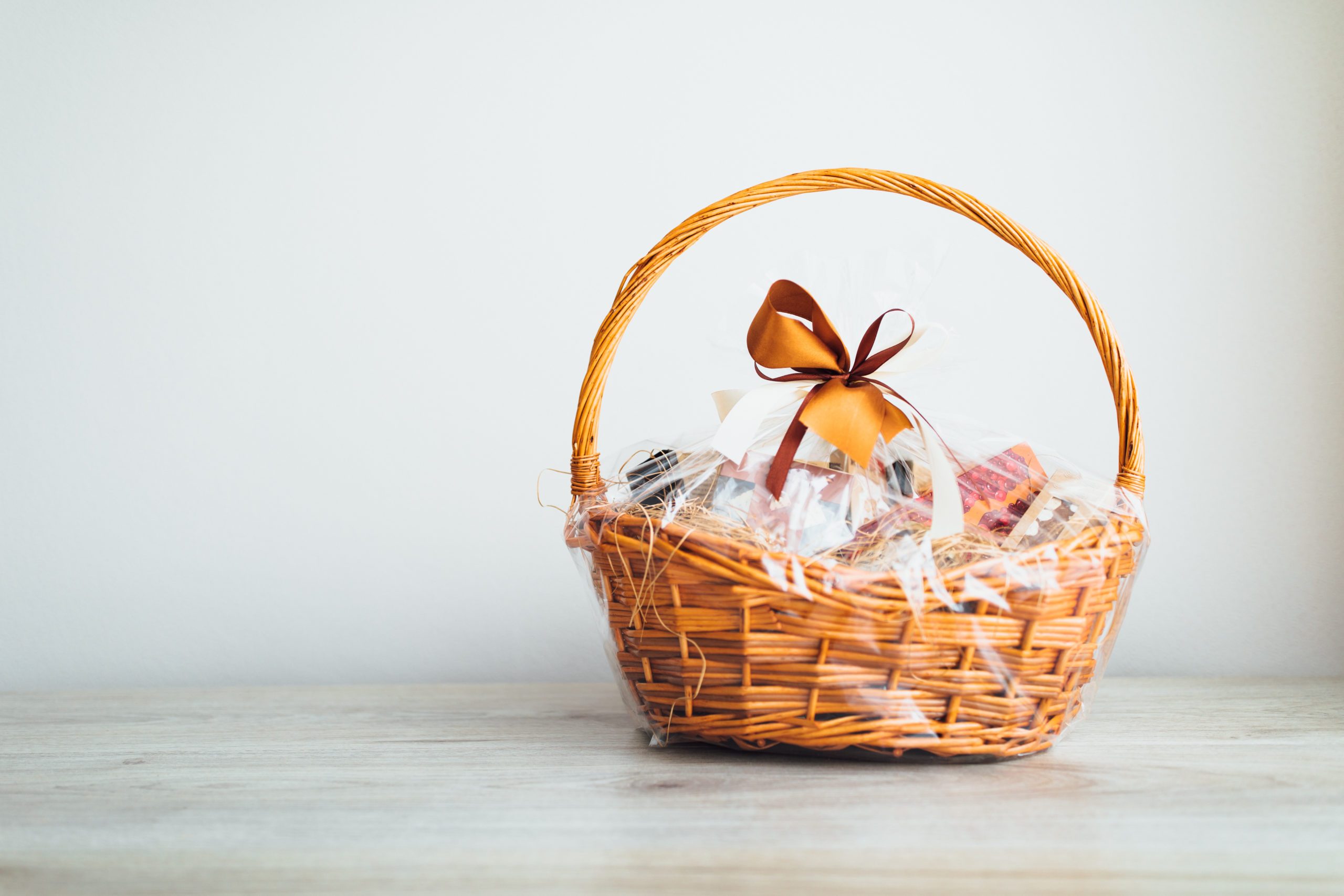Read more about the article 17 Fantastic Auction Basket Ideas For Your Next Fundraiser